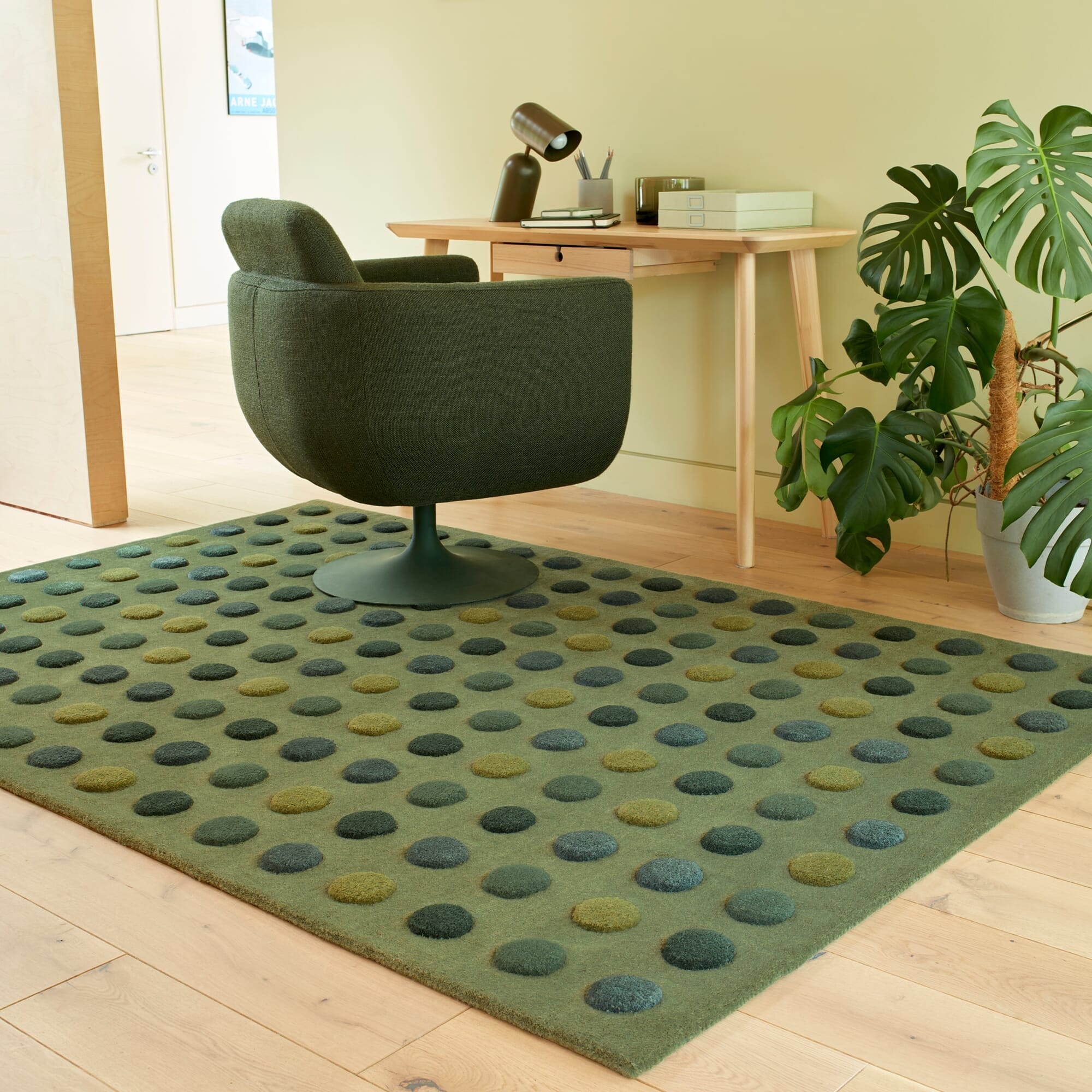 Herhits.com -  Rug Dotty Green Modern Rug
