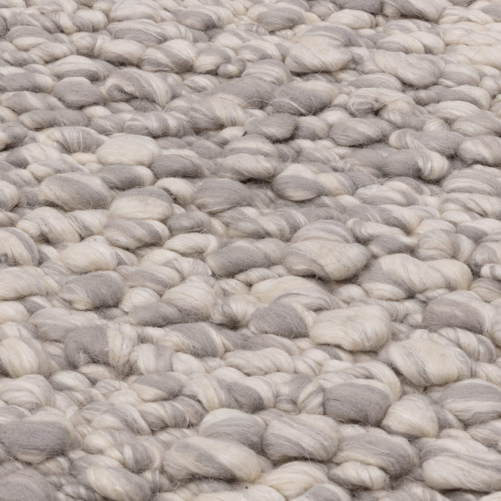 Herhits.com -  Rug Elm Silver Boho Rug